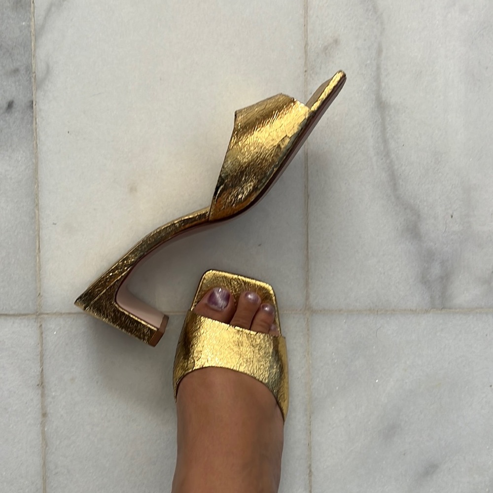 Schultz shoes